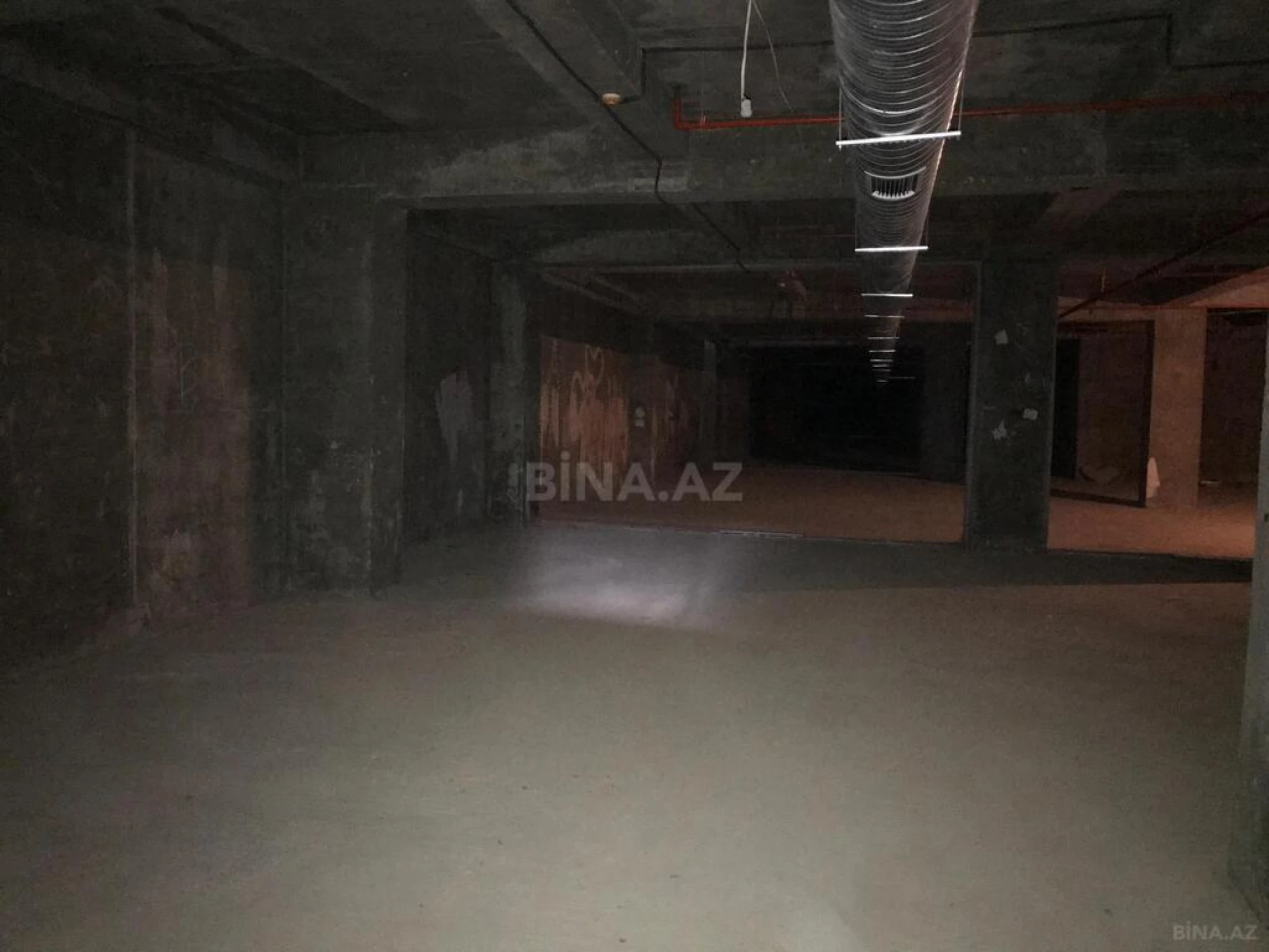 Kirayə verilir obyekt 900 m²