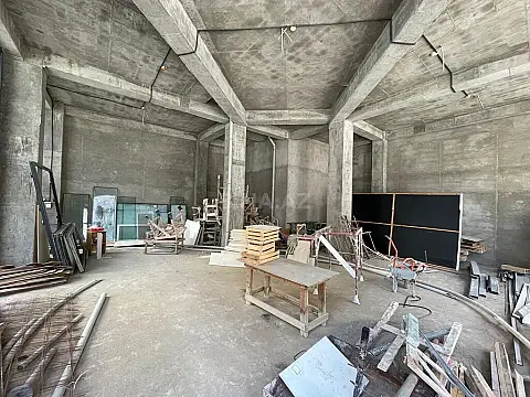 Kirayə verilir obyekt 900 m²