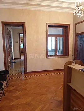 Kirayə verilir 5 otaqlı ofis 300 m²