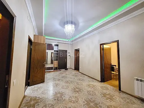 Kirayə verilir 3 otaqlı mənzil 150 m²
