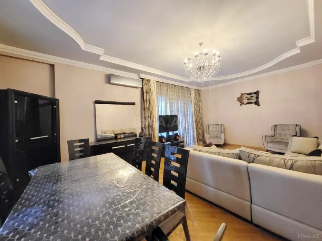 Kirayə verilir 3 otaqlı mənzil 150 m²
