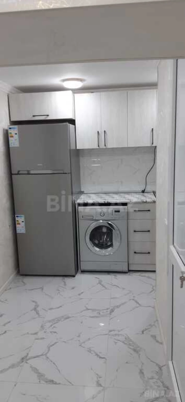 Satılır 3 otaqlı mənzil 130 m²