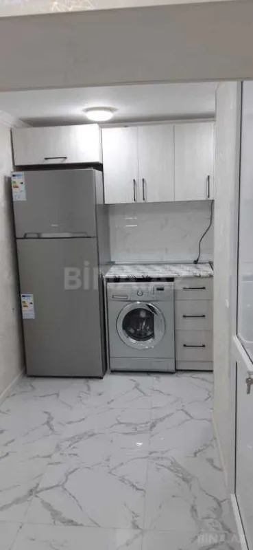 Satılır 3 otaqlı mənzil 130 m²