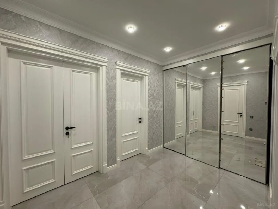 Kirayə verilir 2 otaqlı mənzil 95 m²