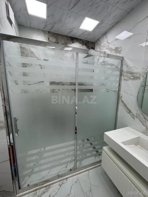 Kirayə verilir 2 otaqlı mənzil 95 m²