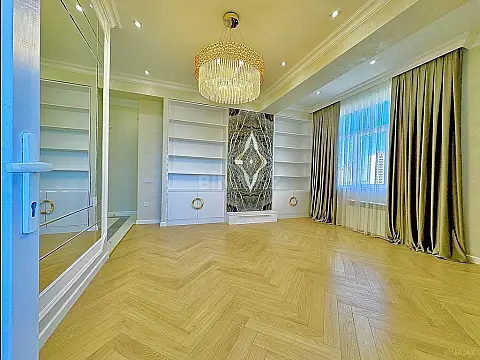 Satılır 3 otaqlı mənzil 80 m²