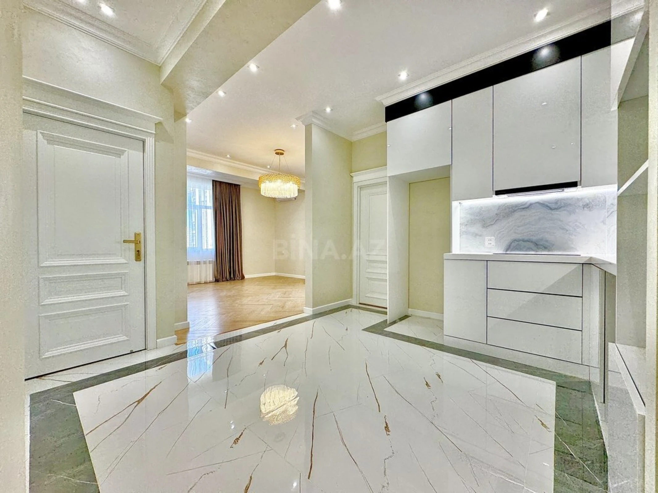 Satılır 3 otaqlı mənzil 80 m²