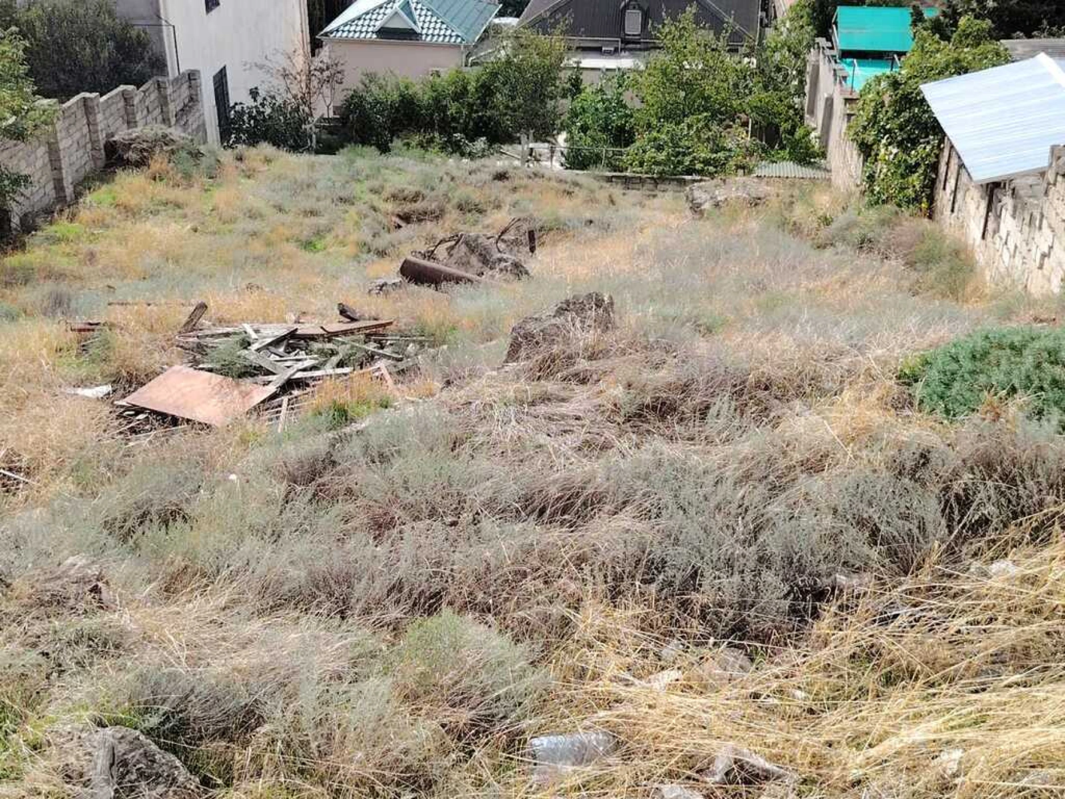 Satılır torpaq sahəsi 6 m²