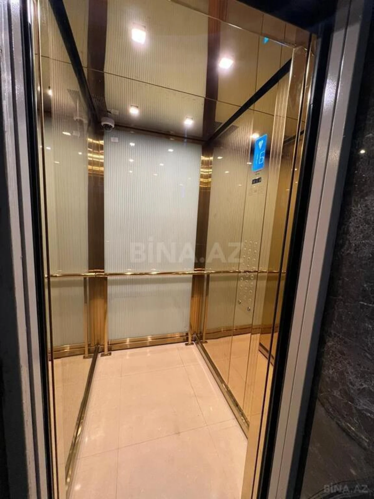 Satılır 2 otaqlı mənzil 109 m²