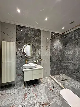 Satılır 2 otaqlı mənzil 109 m²