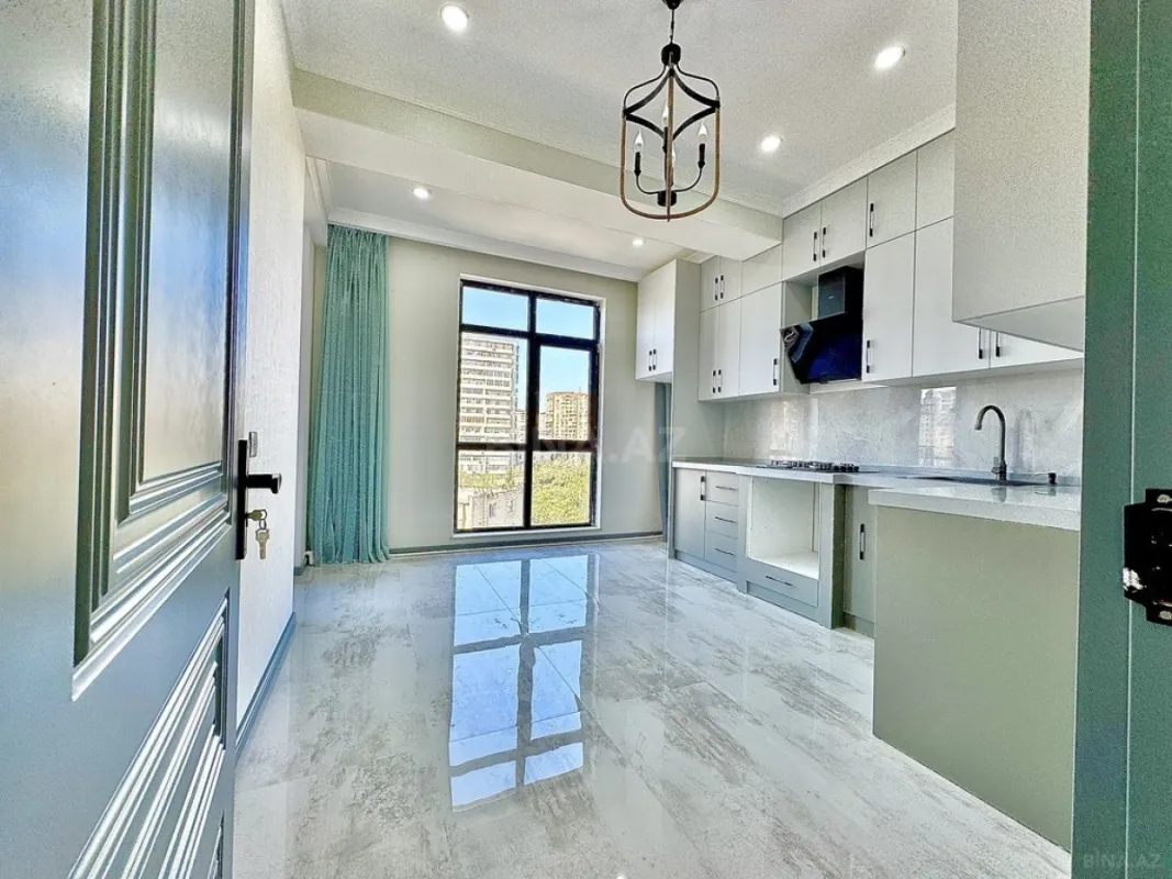 Satılır 2 otaqlı mənzil 85 m²