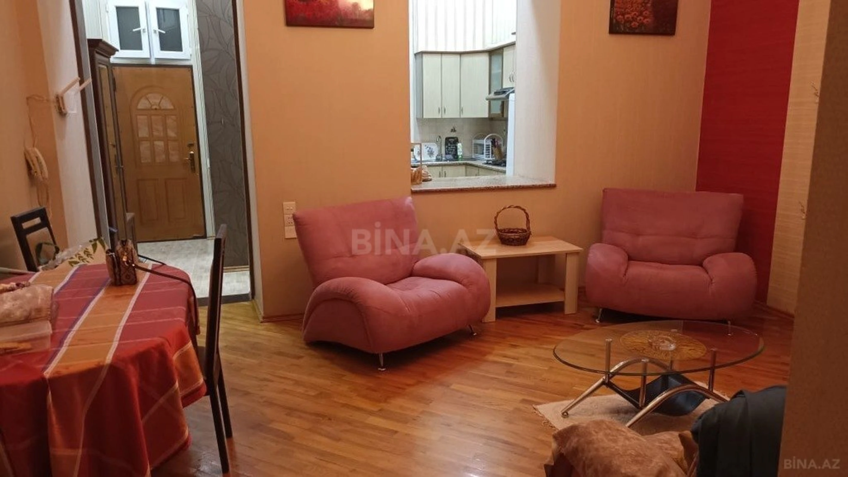 Satılır 2 otaqlı mənzil 62 m²