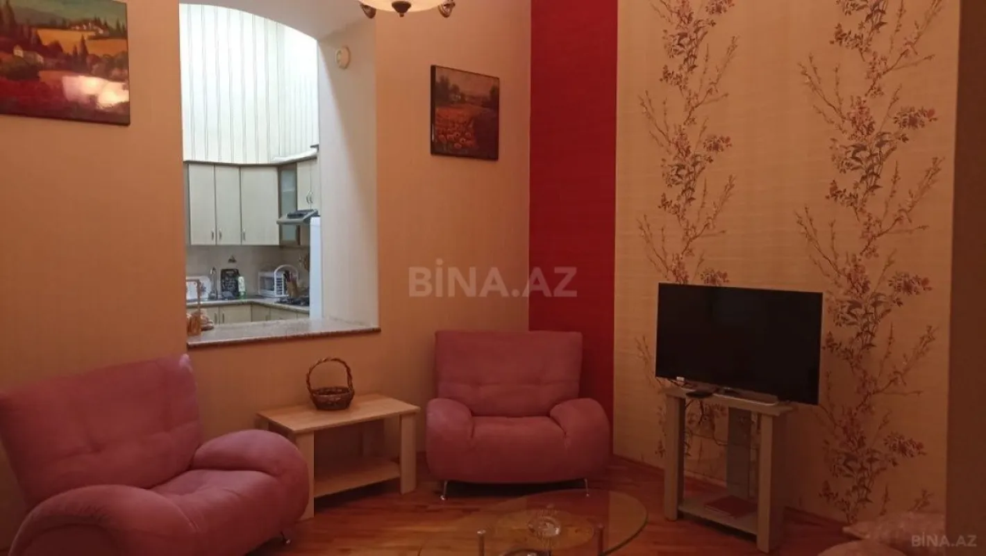 Satılır 2 otaqlı mənzil 62 m²