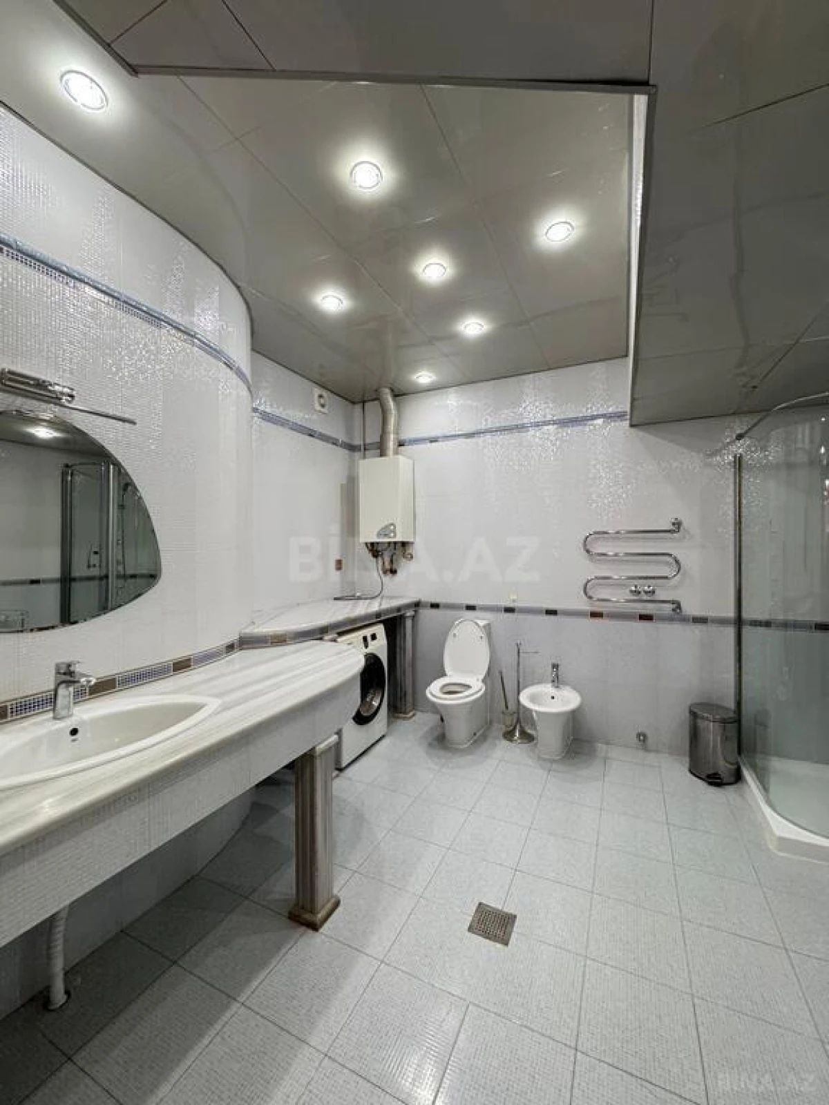 Satılır 5 otaqlı mənzil 512 m²