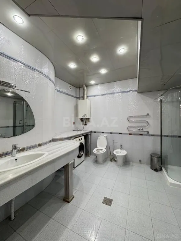 Satılır 5 otaqlı mənzil 512 m²