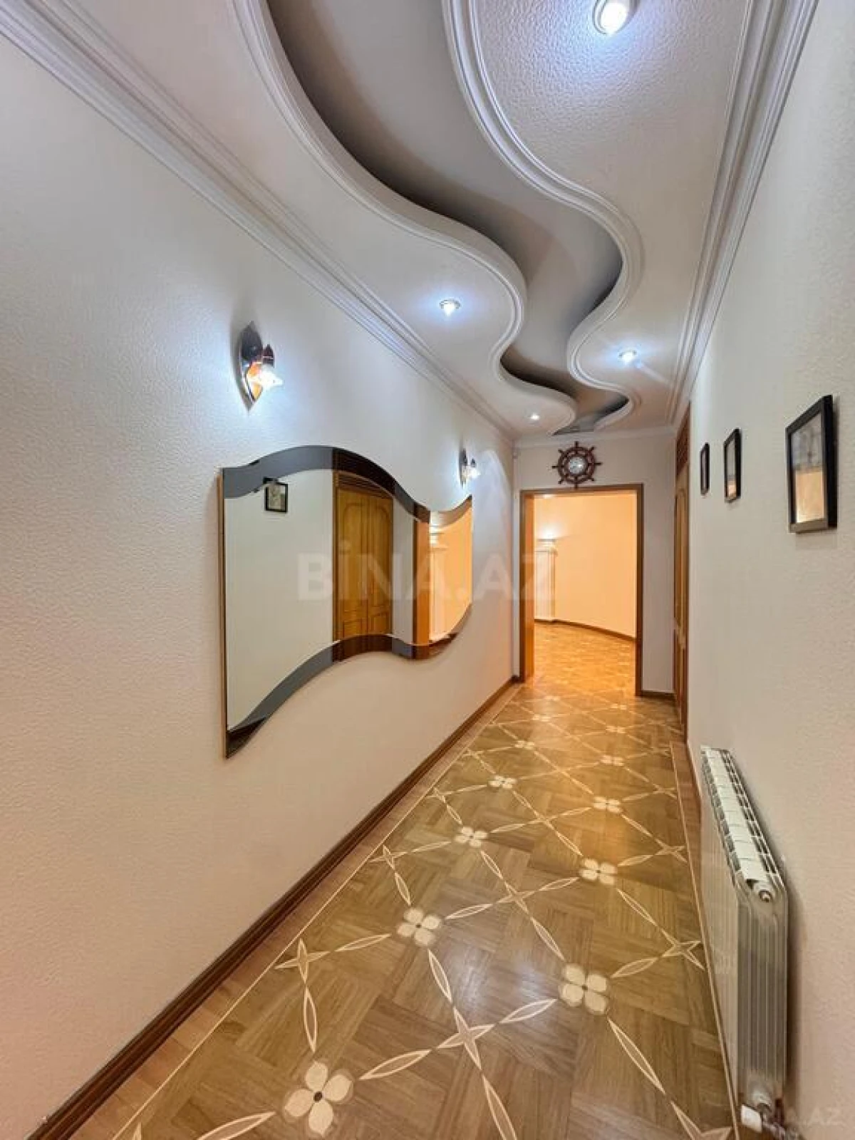 Satılır 5 otaqlı mənzil 512 m²