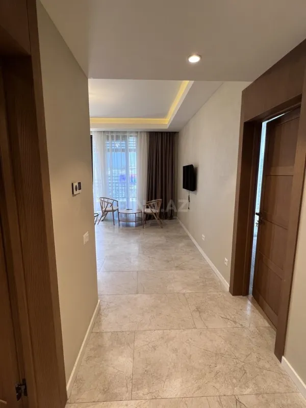Kirayə verilir 2 otaqlı mənzil 78 m²