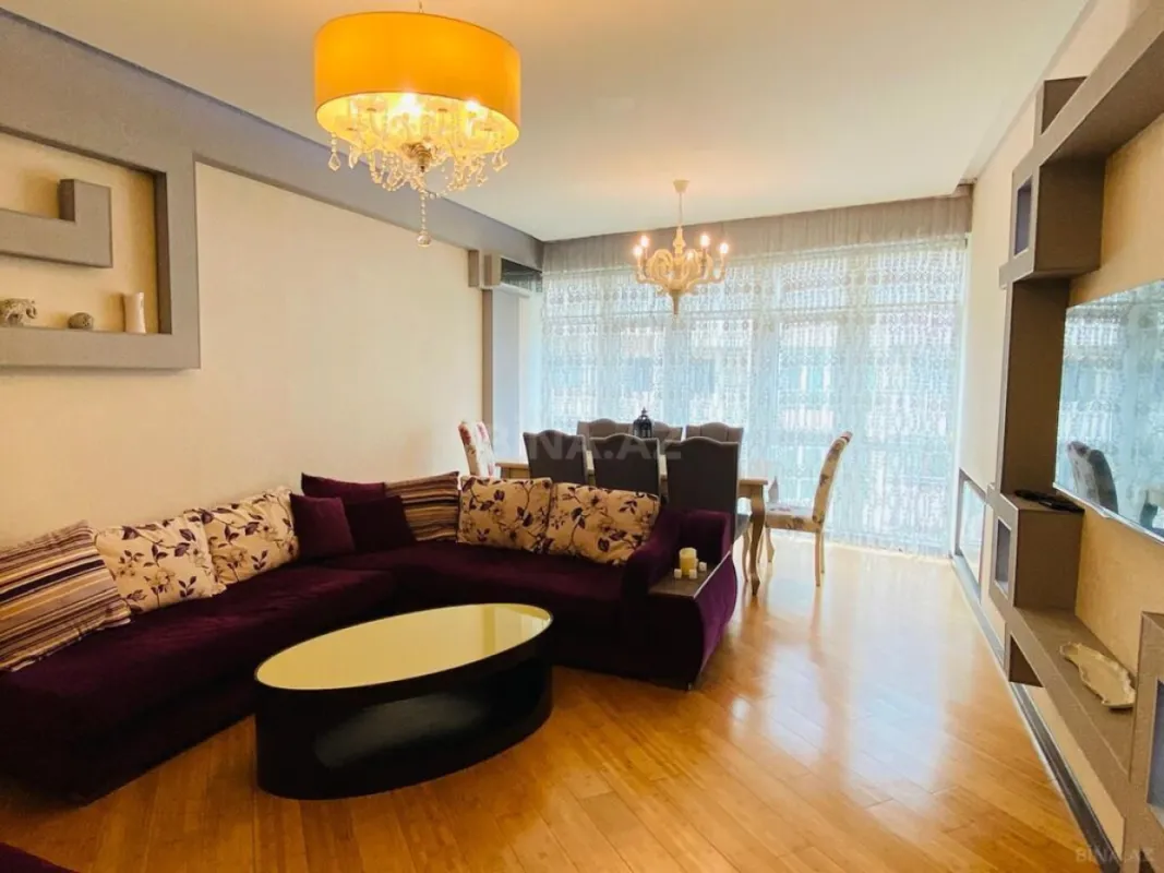 Satılır 3 otaqlı mənzil 115 m²