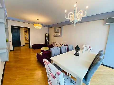 Satılır 3 otaqlı mənzil 115 m²