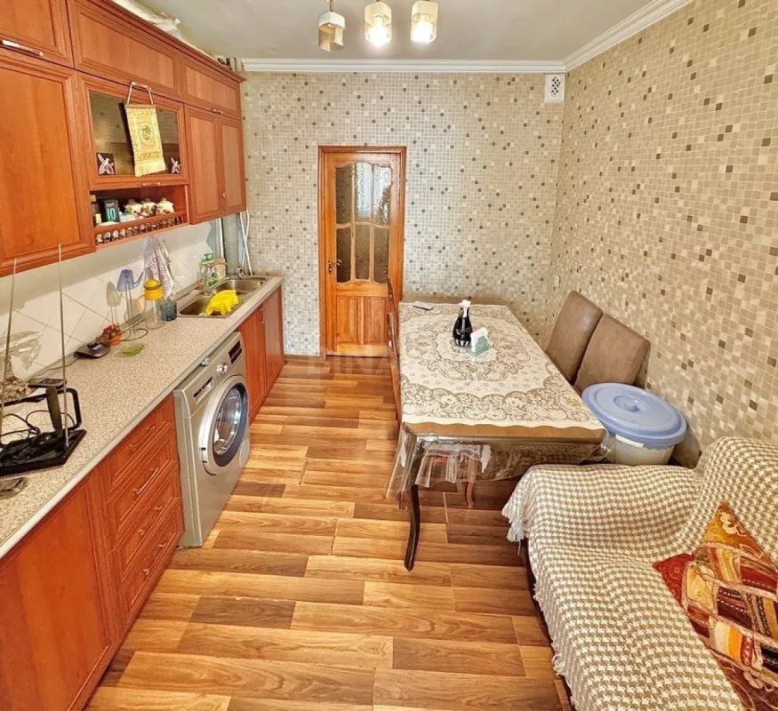 Satılır 3 otaqlı mənzil 85 m²