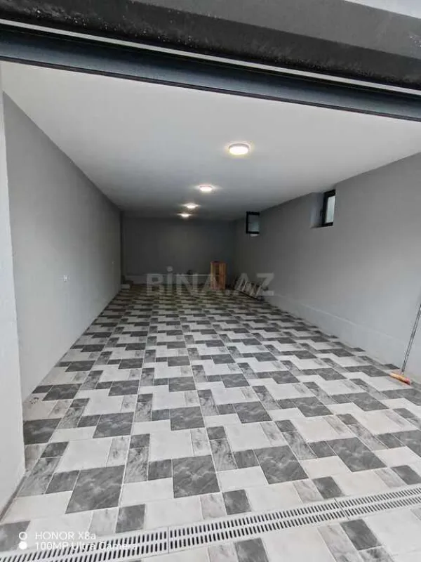 Satılır 4 otaqlı həyət evi 305 m²