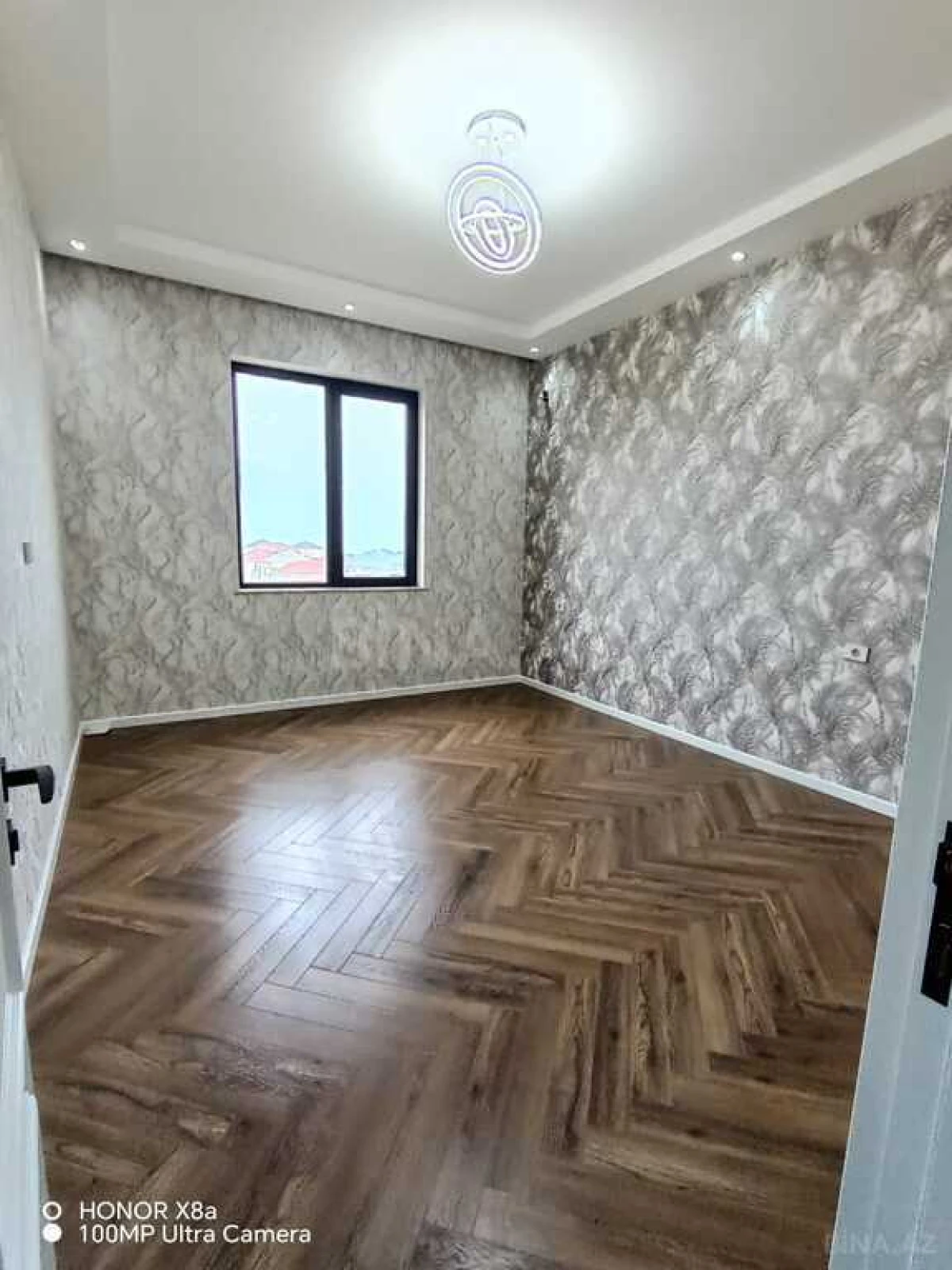 Satılır 4 otaqlı həyət evi 305 m²