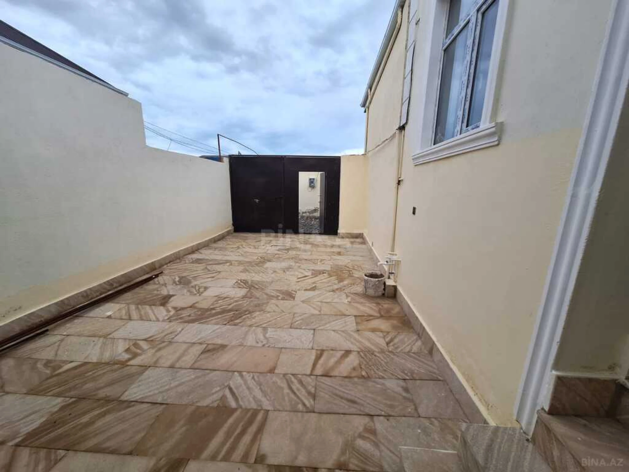 Satılır 4 otaqlı həyət evi 125 m²