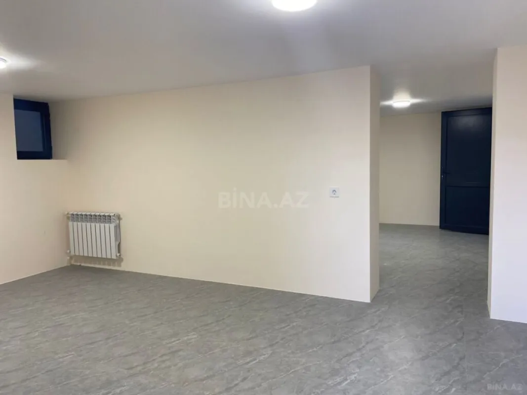Satılır 4 otaqlı həyət evi 300 m²