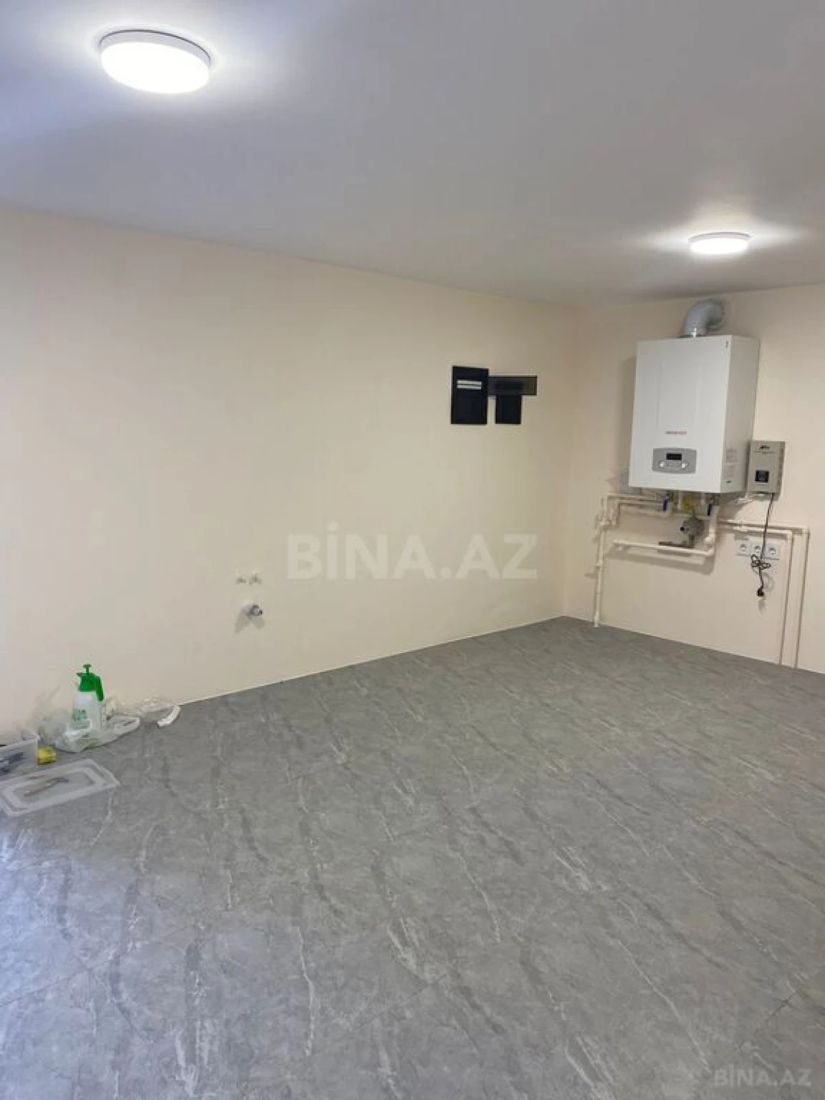 Satılır 4 otaqlı həyət evi 300 m²