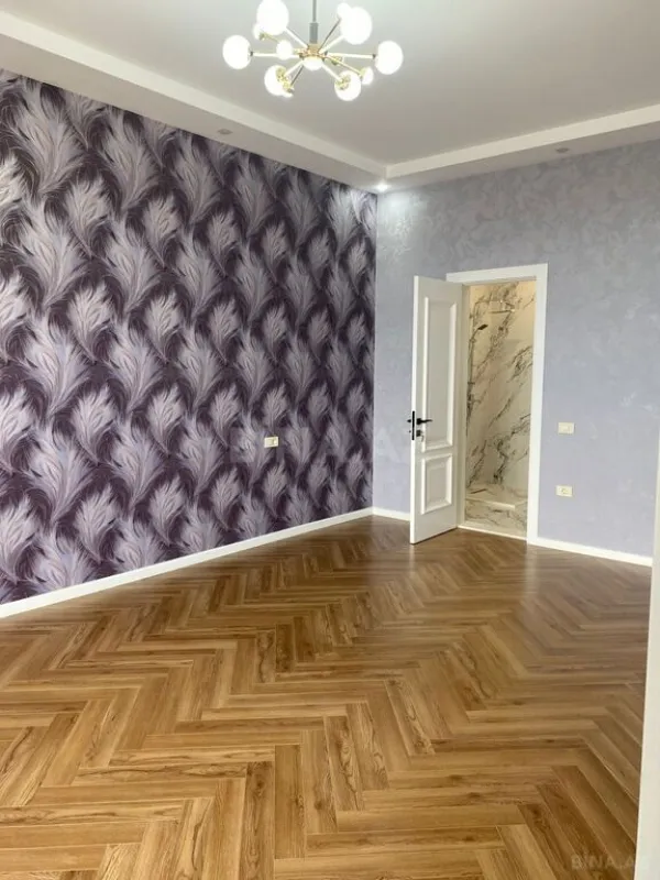 Satılır 4 otaqlı həyət evi 300 m²