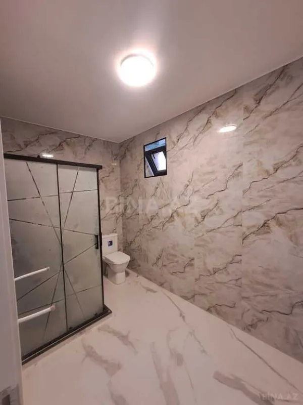 Satılır 5 otaqlı həyət evi 200 m²