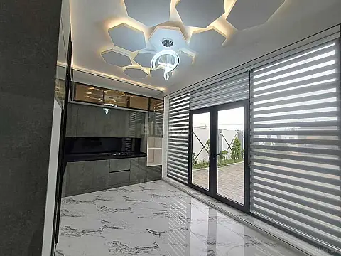 Satılır 5 otaqlı həyət evi 200 m²