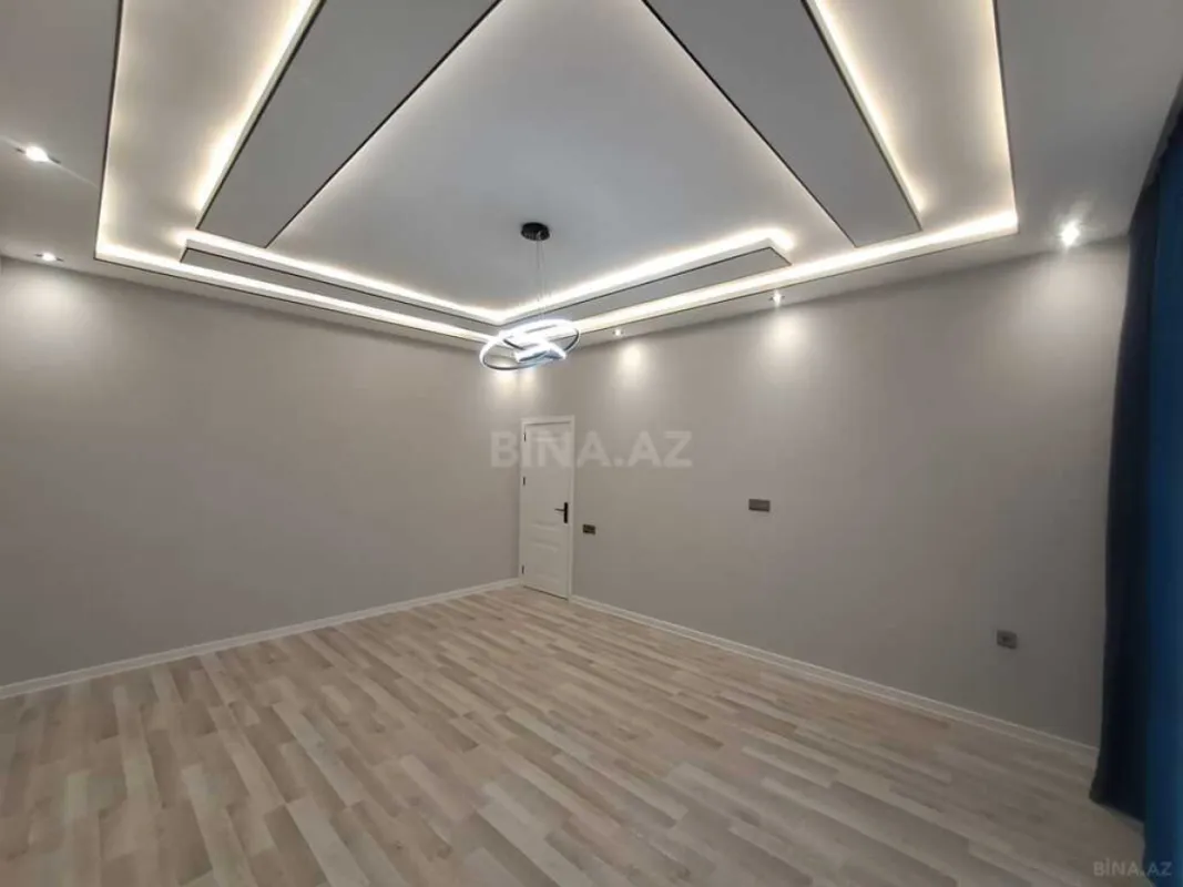 Satılır 5 otaqlı həyət evi 200 m²