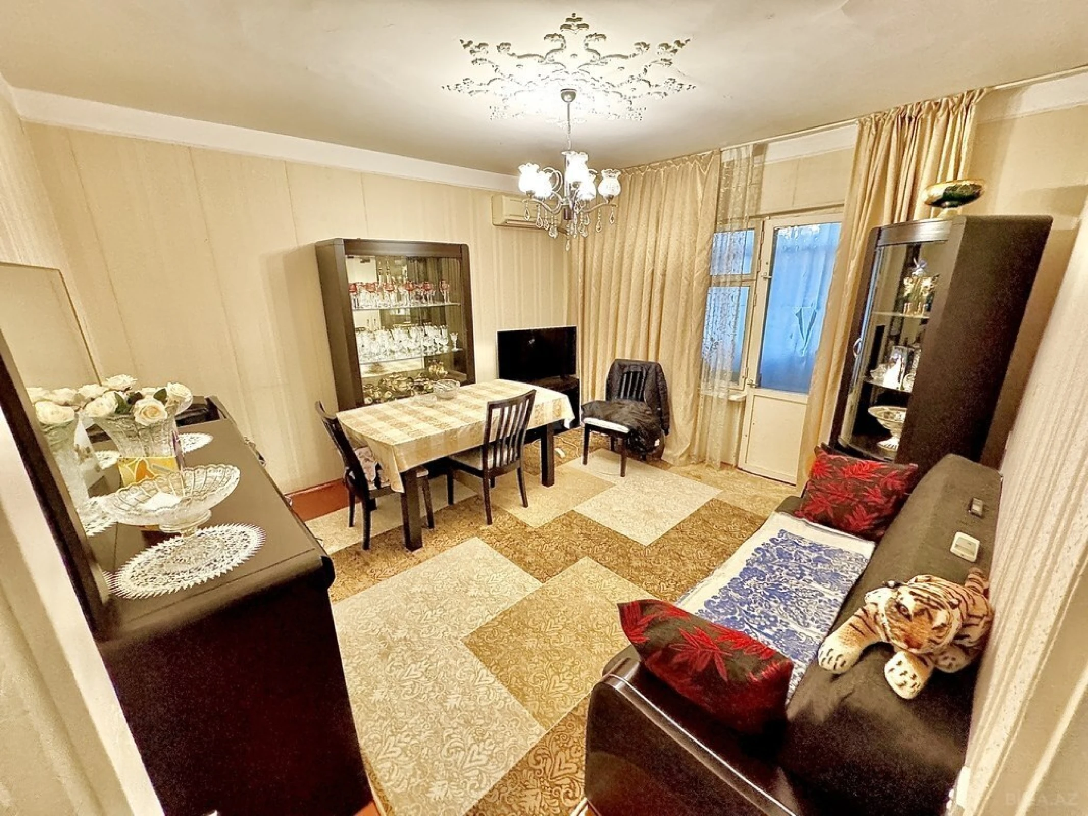 Satılır 2 otaqlı mənzil 60 m²