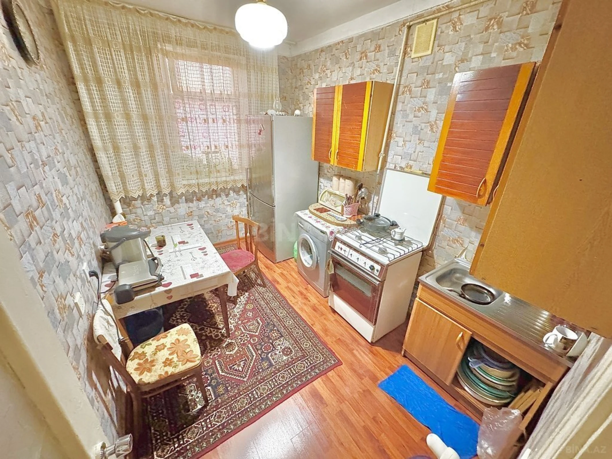 Satılır 2 otaqlı mənzil 60 m²