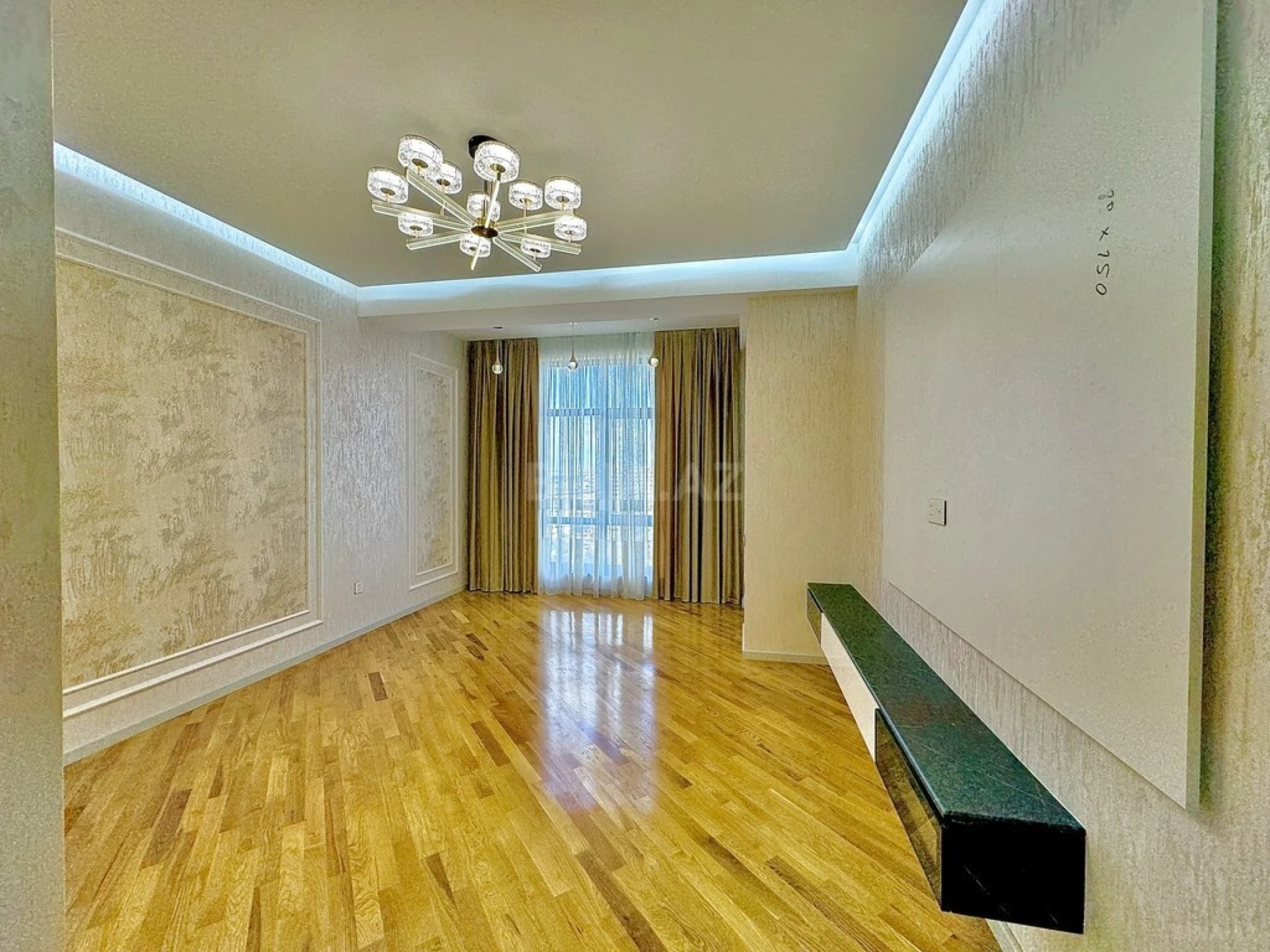Satılır 2 otaqlı mənzil 85 m²