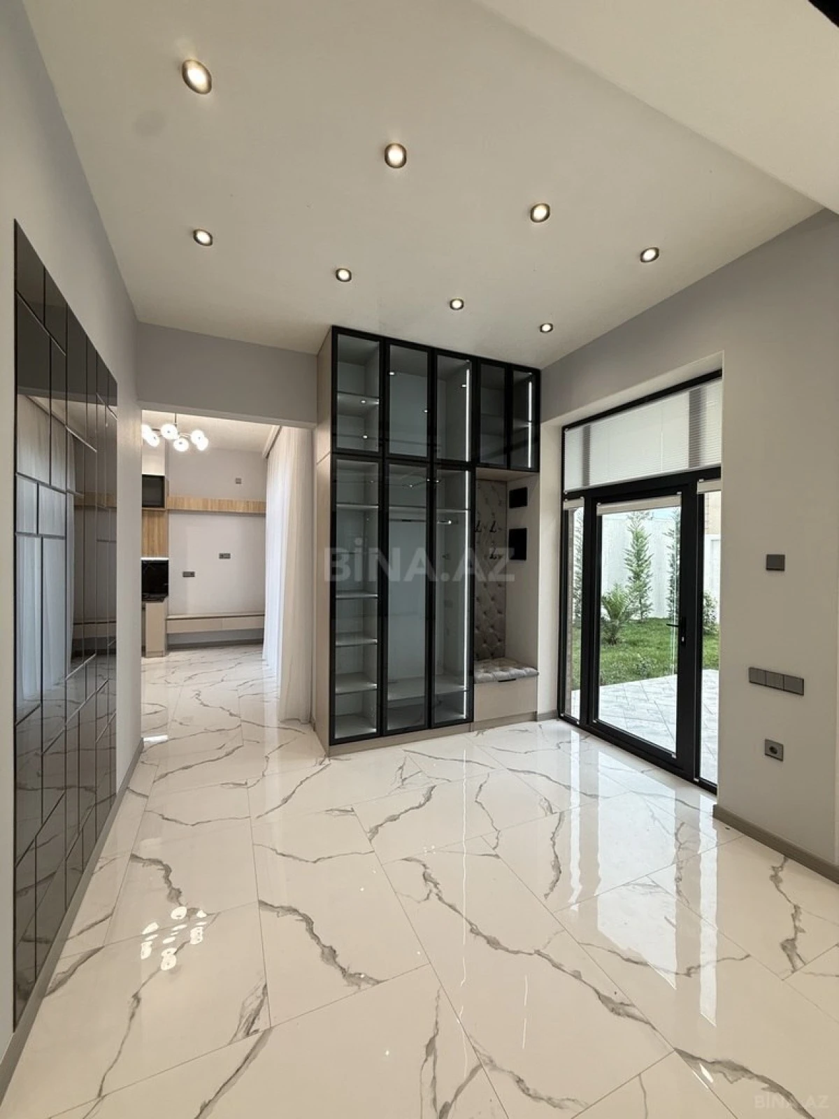 Satılır 4 otaqlı həyət evi 145 m²