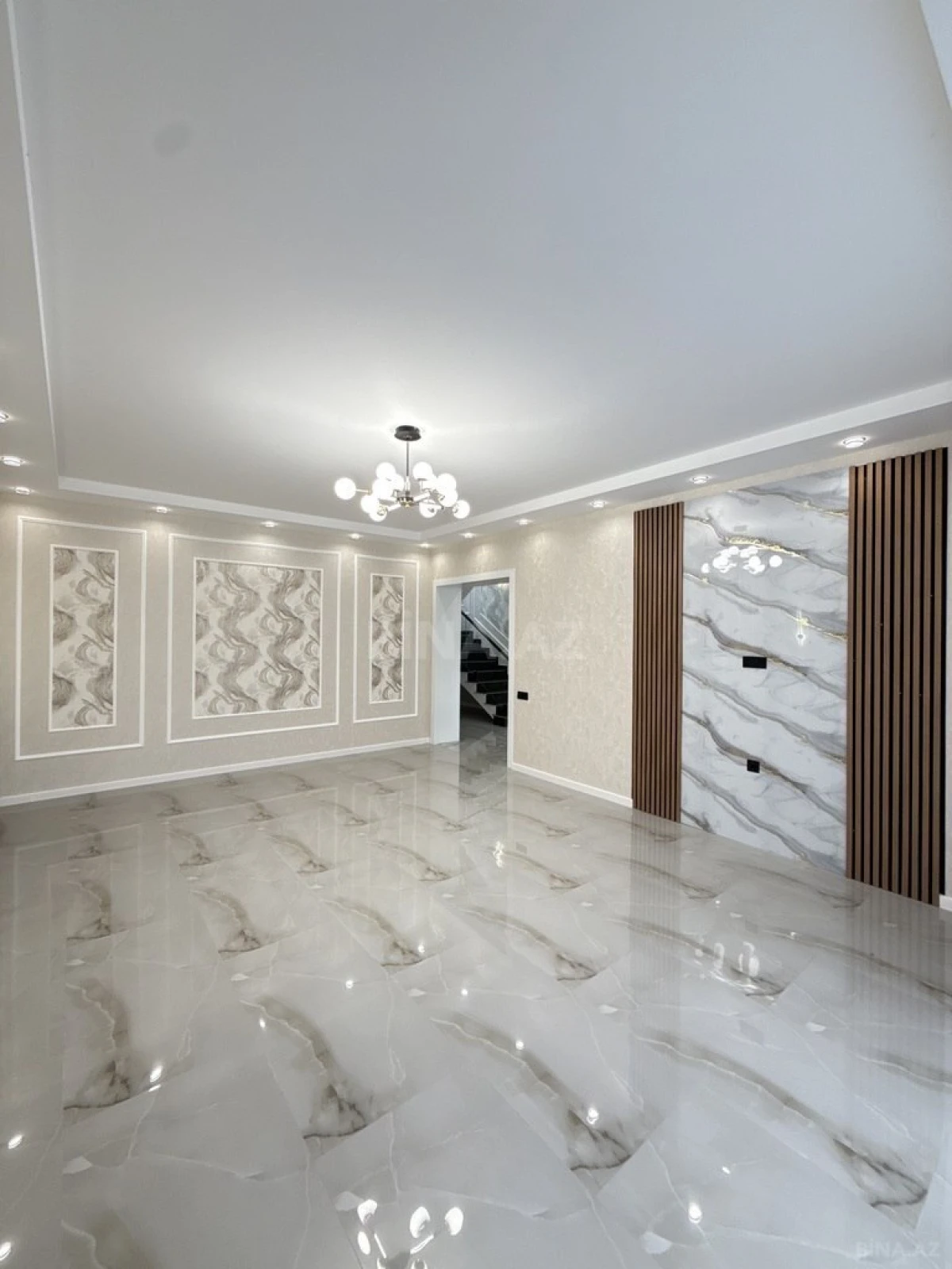 Satılır 6 otaqlı həyət evi 285 m²