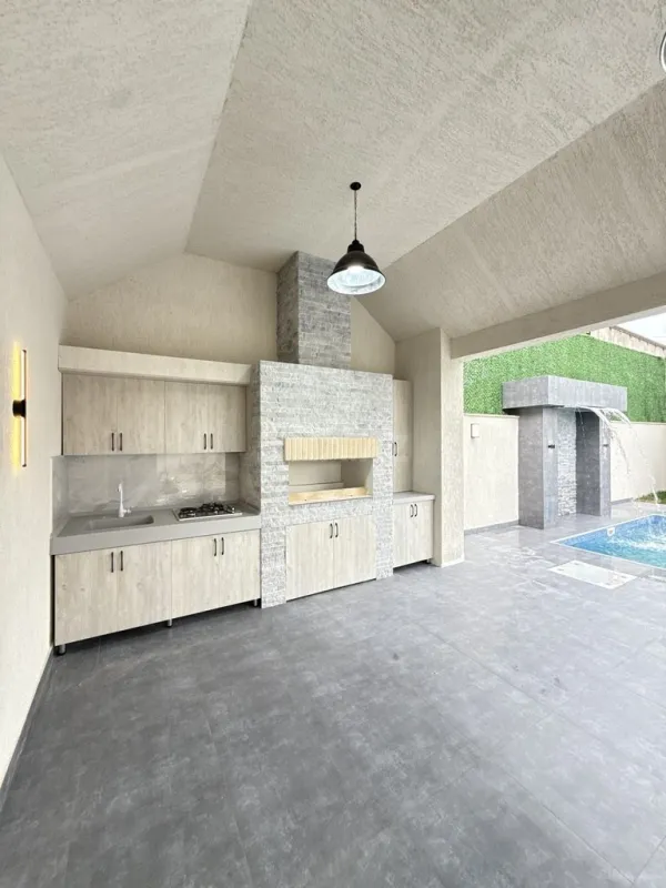 Satılır 6 otaqlı həyət evi 285 m²