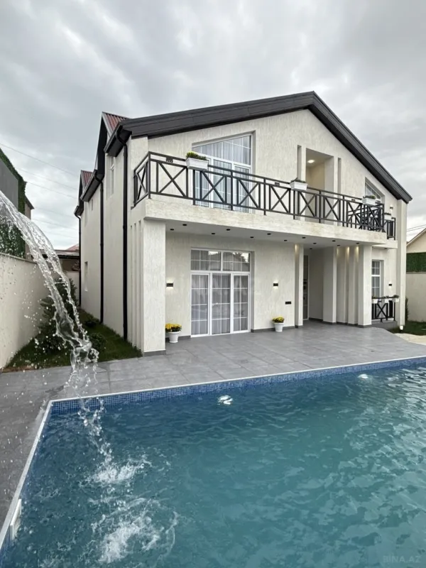 Satılır 6 otaqlı həyət evi 285 m²