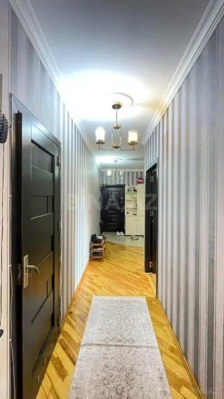 Satılır 3 otaqlı mənzil 105 m²
