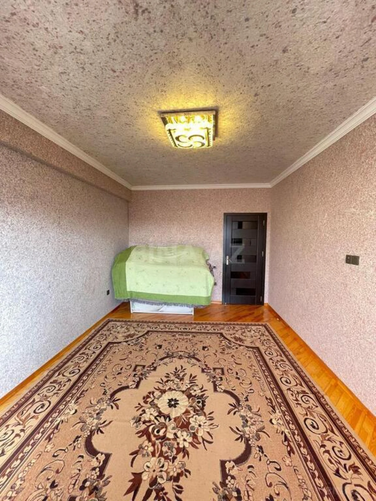 Satılır 3 otaqlı mənzil 105 m²