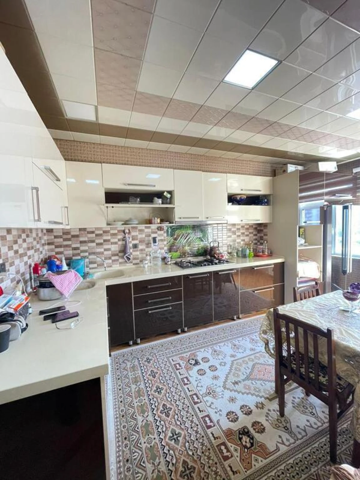 Satılır 3 otaqlı mənzil 105 m²