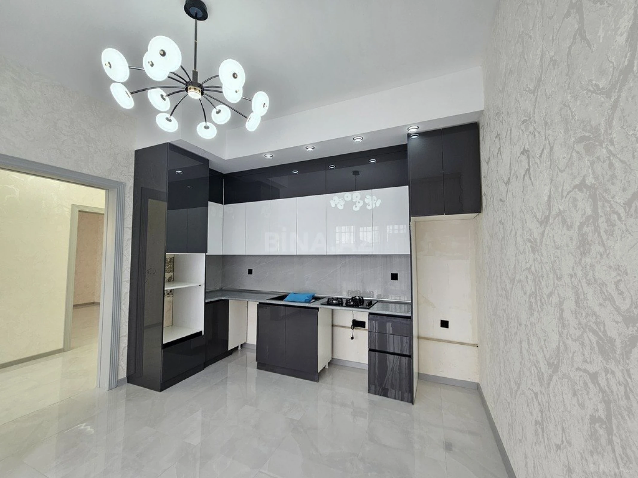 Satılır 4 otaqlı həyət evi 150 m²