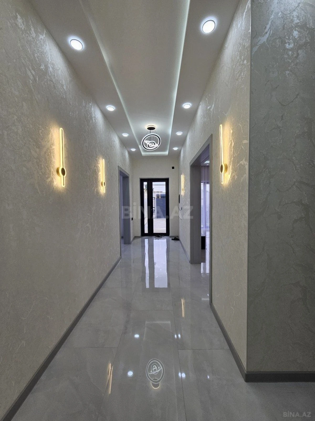 Satılır 4 otaqlı həyət evi 150 m²