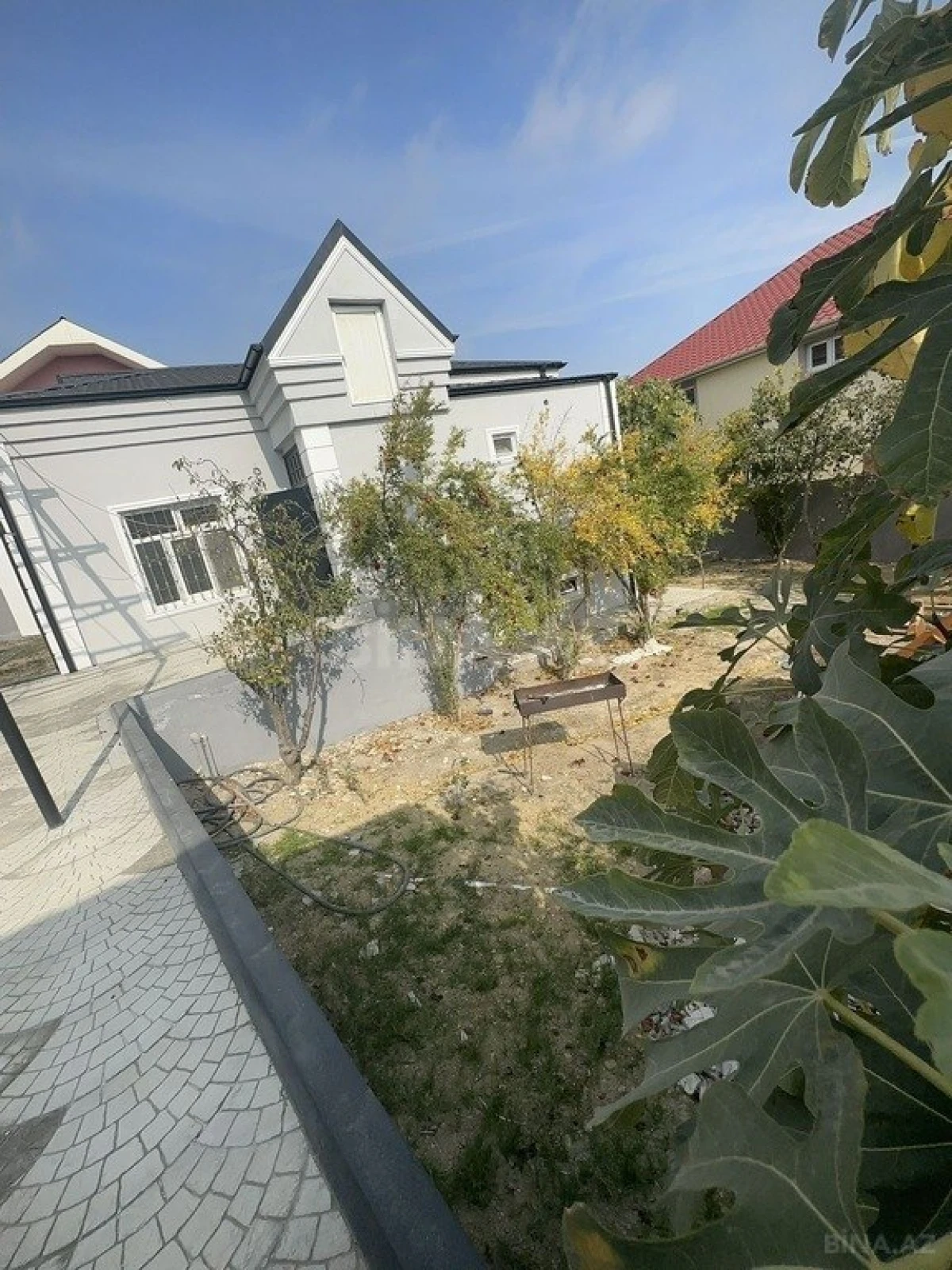 Satılır 4 otaqlı həyət evi 130 m²