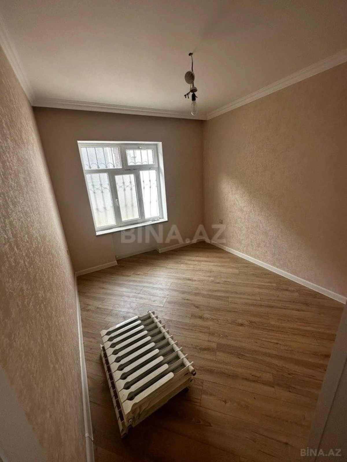Satılır 4 otaqlı həyət evi 130 m²