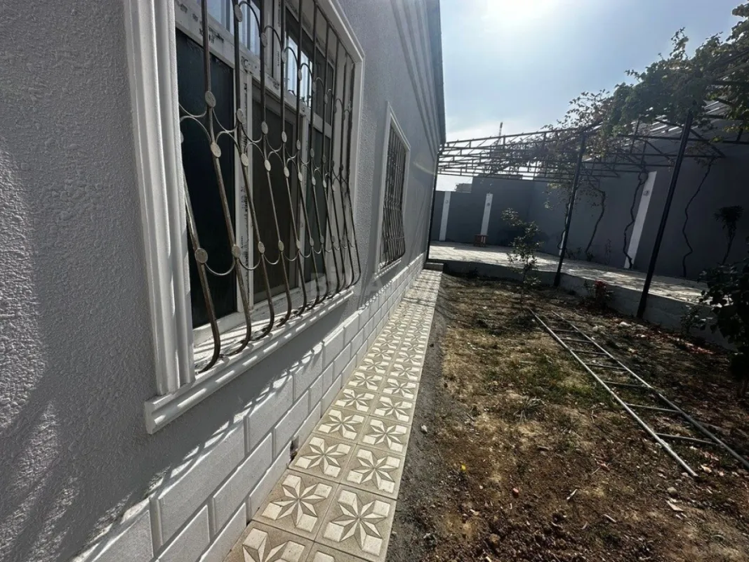 Satılır 4 otaqlı həyət evi 130 m²