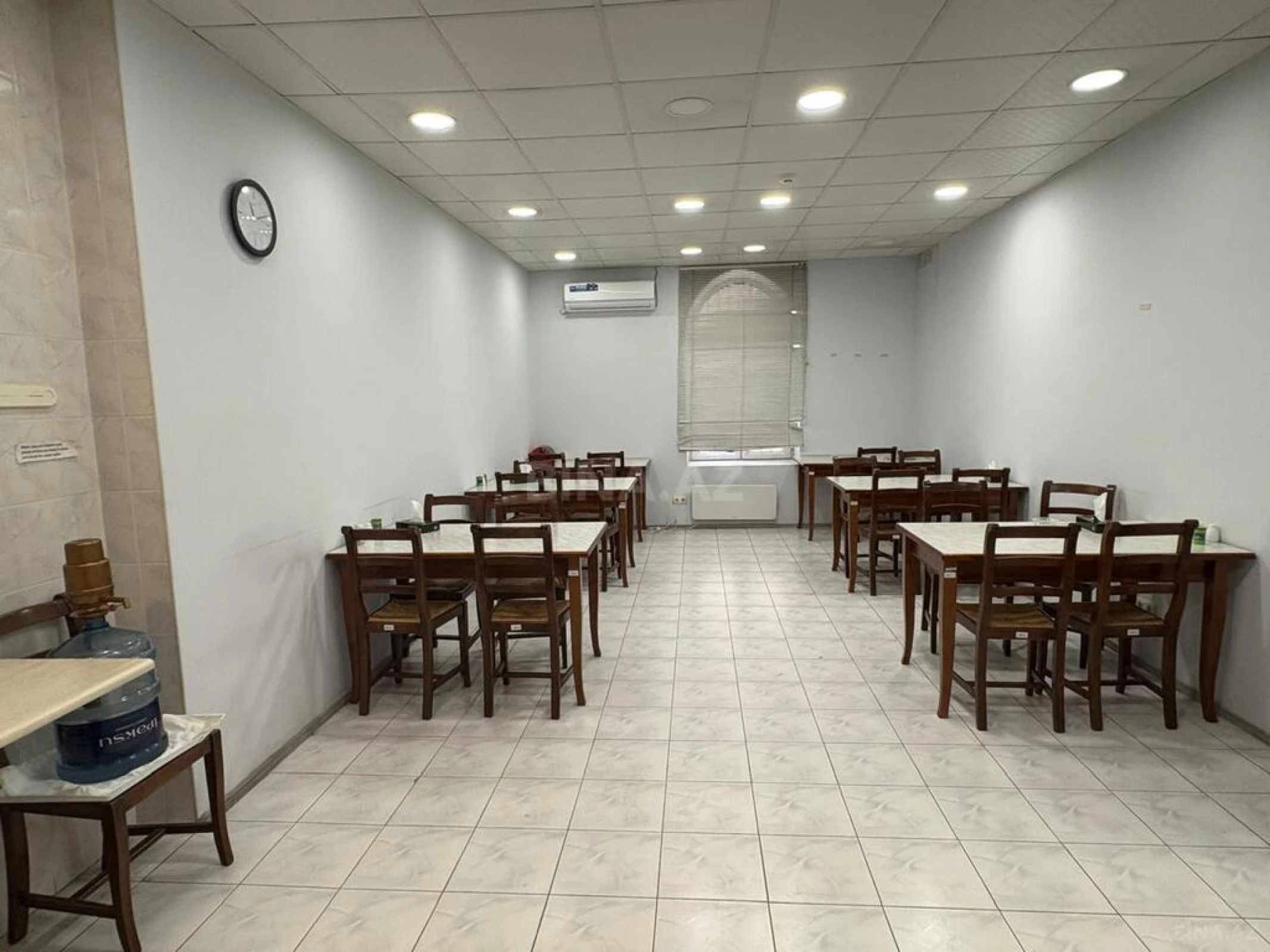Kirayə verilir 20 otaqlı ofis 1000 m²