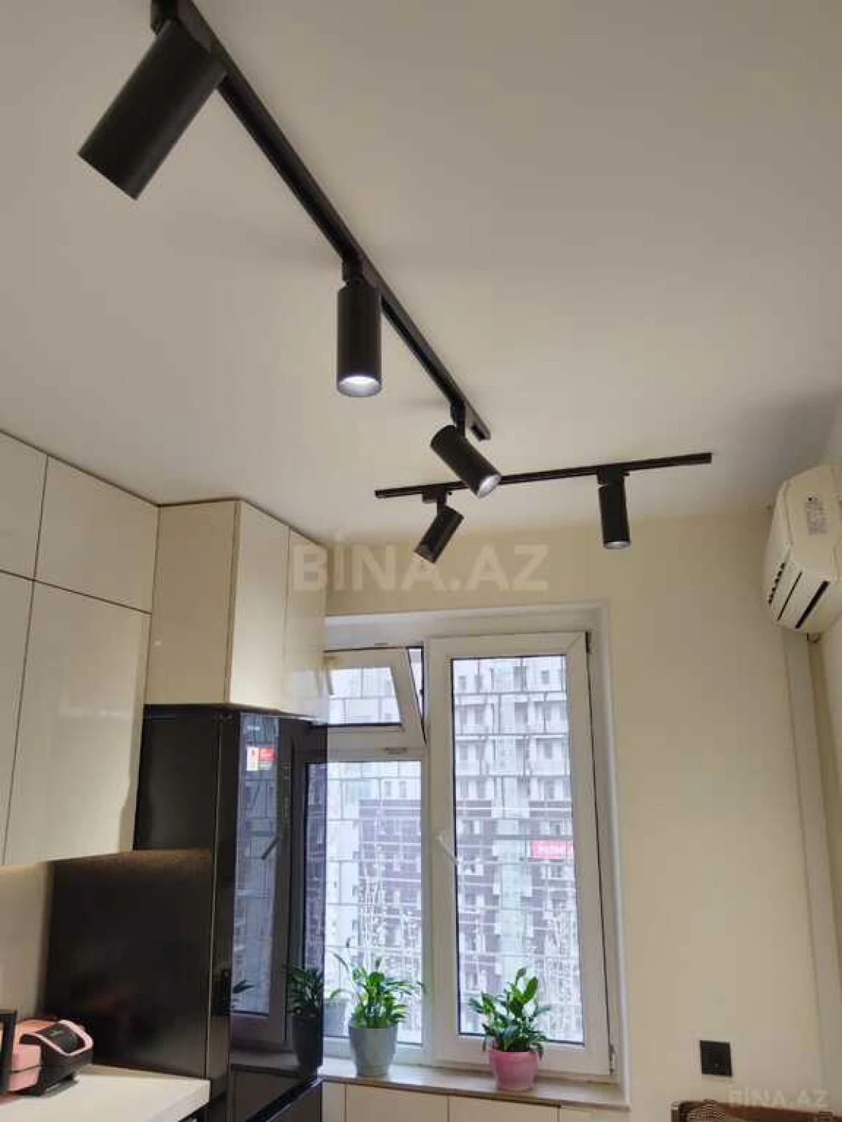 Satılır 3 otaqlı mənzil 75 m²